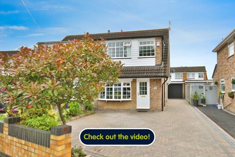 3 bedroom semi-detached house for sale, Weardale, Hull, East Riding of Yorkshire, HU7 6DL