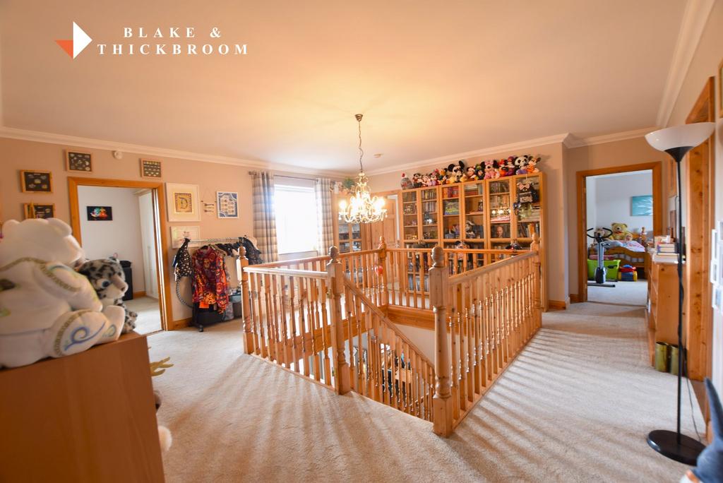 Galleried landing