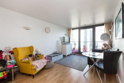 1 bedroom apartment to rent, Elektron Tower, Blackwall Way, London, E14