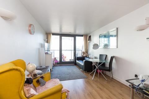 1 bedroom apartment to rent, Elektron Tower, Blackwall Way, London, E14