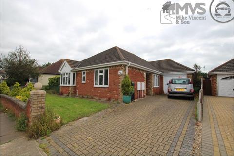 3 bedroom bungalow for sale, Holland Road, Clacton-on-Sea