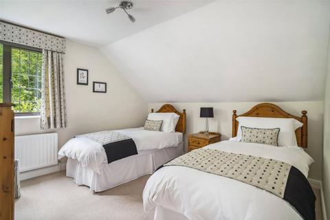 Easter Lodge School Road, Aston Somerville, Broadway, WR12 7JD