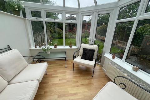 112 Avondale Road, Shipley, BD18 4QY