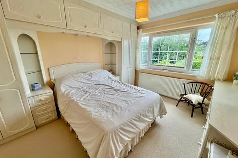 112 Avondale Road, Shipley, BD18 4QY
