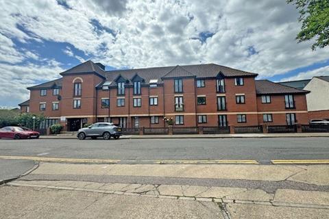 1 bedroom flat for sale, Riverdene Road,  Ilford, IG1