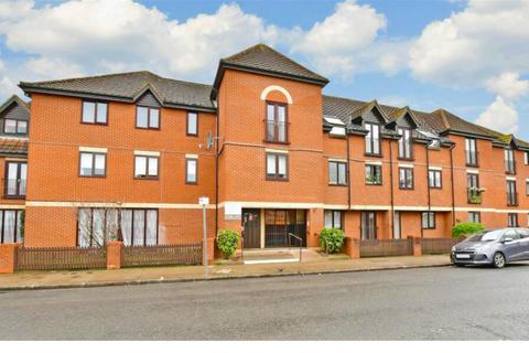 1 bedroom flat for sale, Riverdene Road,  Ilford, IG1