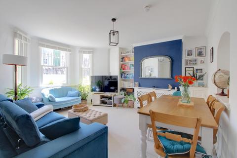 1 bedroom flat for sale, Garden Flat St Catherines Terrace, Hove