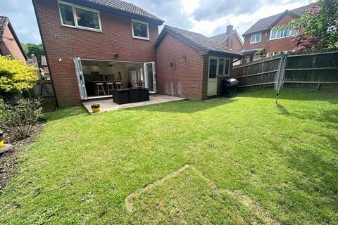 4 bedroom house for sale, Welland Gardens, Southampton SO18