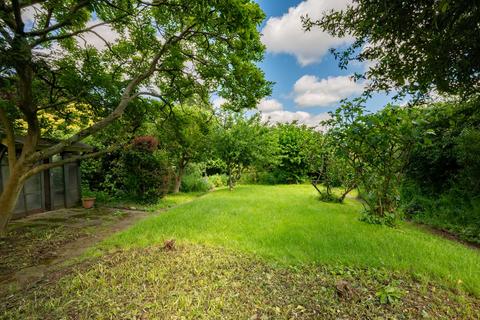 3 bedroom detached house for sale, Park Road, Redhill RH1