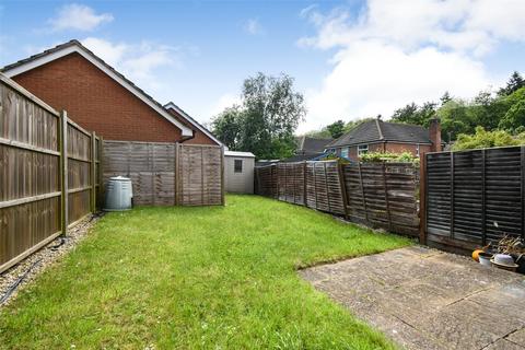 38 John Morgan Close, Hook, RG27 9RP