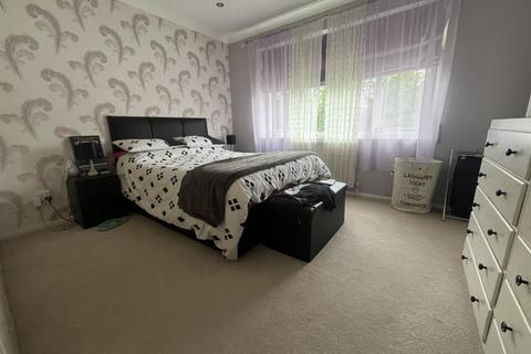 2 bedroom maisonette to rent, Rectory Lane,  Byfleet,  KT14
