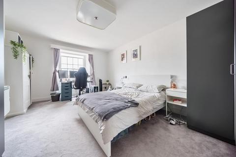 6 bedroom end of terrace house for sale, High Street,  Witney,  OX28