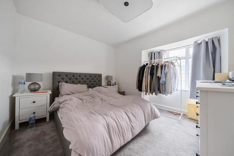 undefined, High Street,  Witney,  OX28