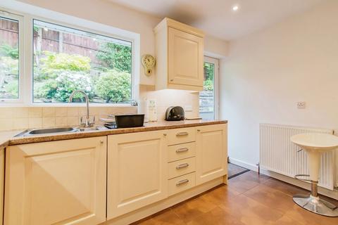 14 Gisburn Drive, Bury, BL8 3DH
