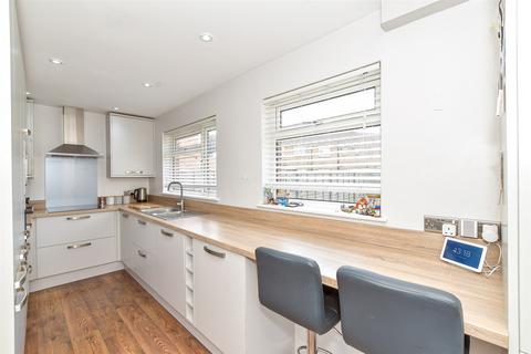 3 bedroom end of terrace house for sale, St. Albans Road, West Leigh, Havant, Hampshire