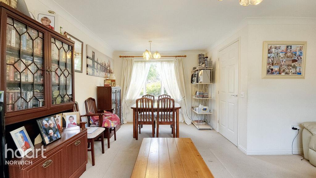 Bignold Road, Norwich 3 bed semidetached house for sale £120,000