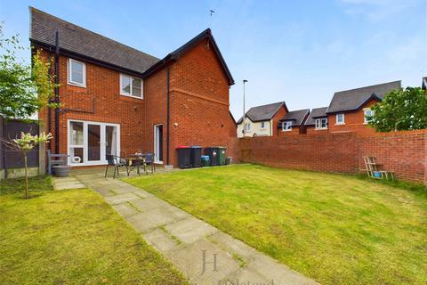 4 bedroom detached house for sale, Parker Drive, Frodsham WA6