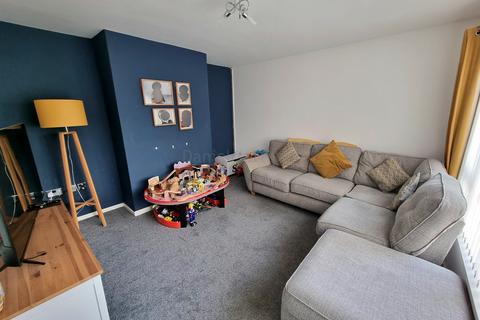 3 bedroom end of terrace house for sale, Dylan Crescent, Barry, The Vale Of Glamorgan. CF63 1RY