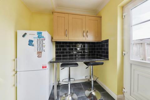 2 bedroom end of terrace house for sale, Hotham Road South, Hull, East Riding of Yorkshire, HU5 5JY