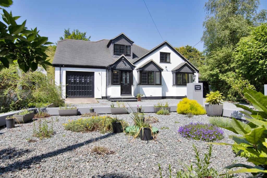 Valley Road, Fawkham, Longfield... 4 bed detached house for sale £800,000