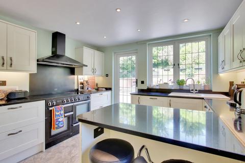 Newbery Lodge Valley Road, Fawkham, Longfield, DA3 8NA