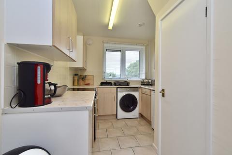 14 Dakyn Road, Leicester, LE5 2ED