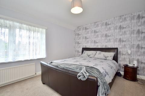 14 Dakyn Road, Leicester, LE5 2ED