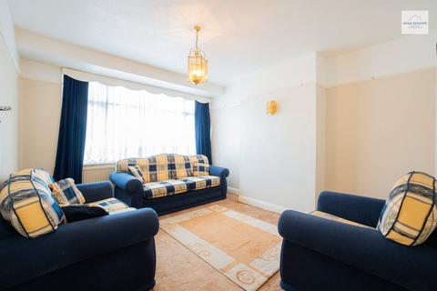 3 bedroom terraced house for sale, Harrow Drive, London N9