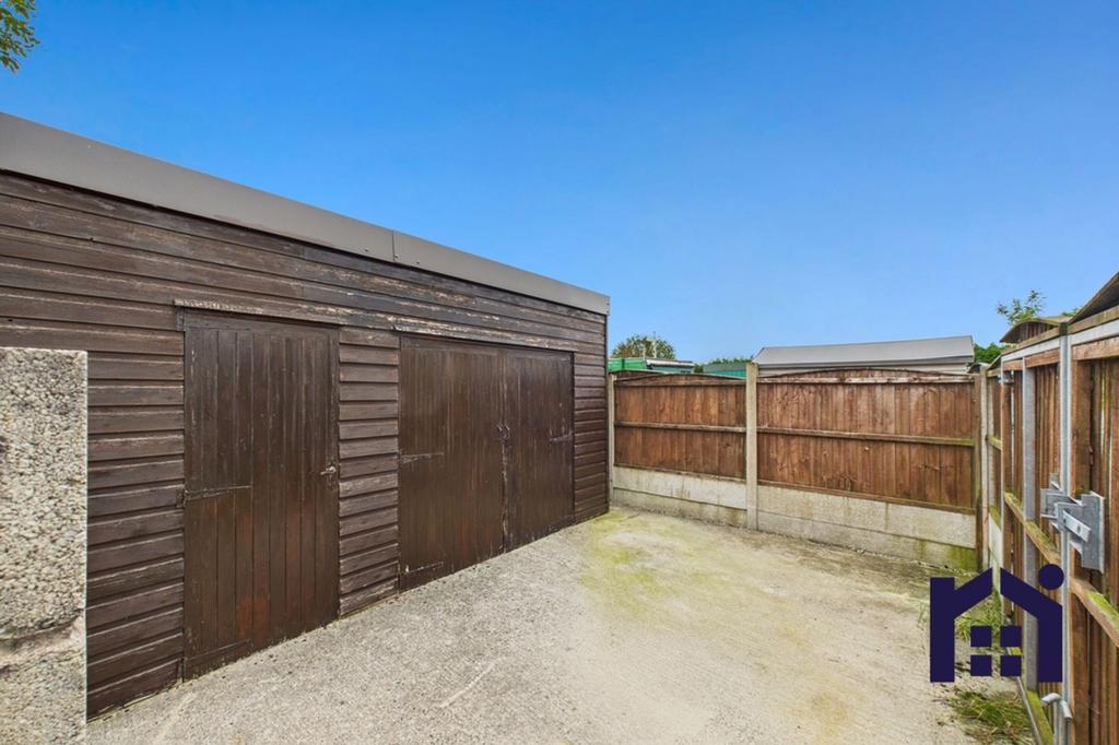 Outbuilding