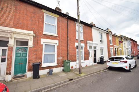 2 bedroom terraced house to rent, Penhale Road Portsmouth PO1
