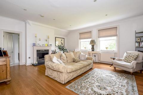 2 bedroom flat for sale, Netherhall Gardens, London, NW3