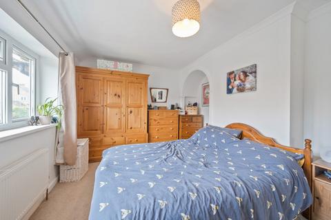 14 Binscombe Crescent, Godalming, GU7 3RB