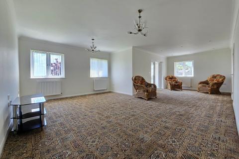 51 Bay View Road, Northam, Bideford, EX39 1BH