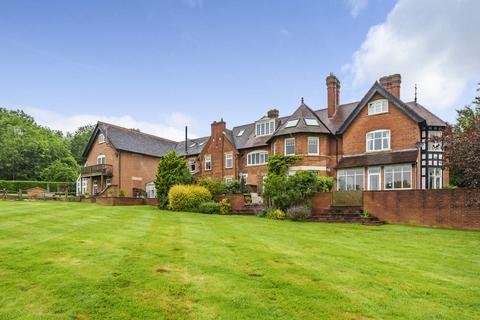 4 bedroom terraced house for sale, Sarn Hill Grange, Bushley Green, Bushley, Worcestershire, GL20