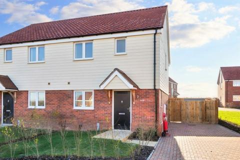 2 bedroom semi-detached house for sale, Spalding Way, Chelmondiston