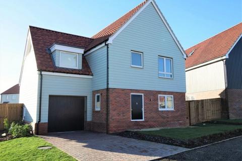 3 bedroom detached house for sale, Spalding Way, Chelmondiston