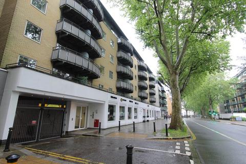 2 bedroom flat for sale, Chiswick High Road, London W4