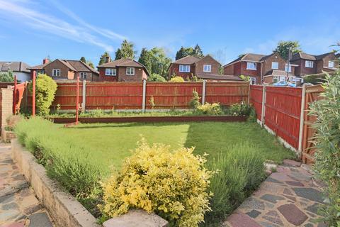 2 bedroom semi-detached house for sale, Waddington Avenue, Coulsdon