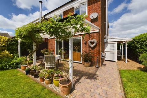 38 Larch Road, Headley Down, Bordon, GU35 8AS