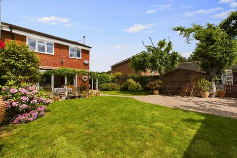38 Larch Road, Headley Down, Bordon, GU35 8AS