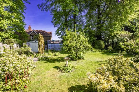 3 Heron Shaw, Goring, Reading, RG8 0AU