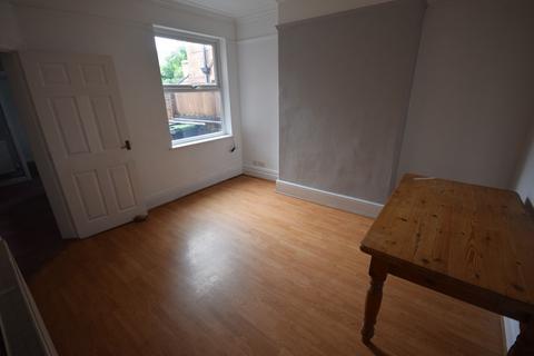 2 bedroom terraced house to rent, Wadham Street, penkhull