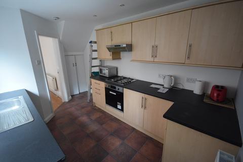 2 bedroom terraced house to rent, Wadham Street, penkhull