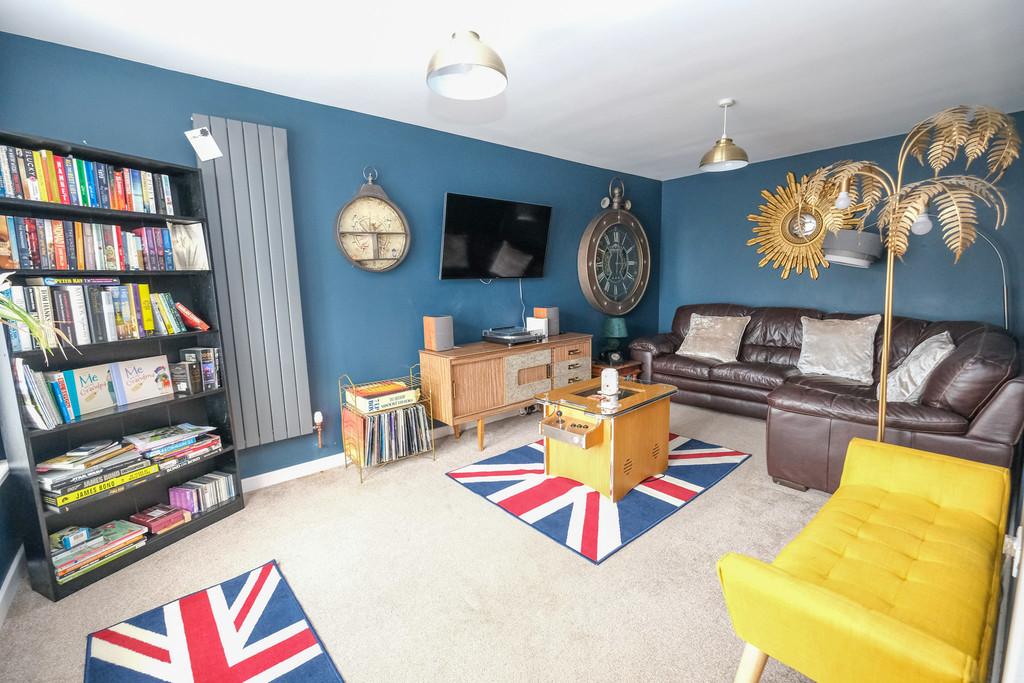 Gardiner Close, Orpington 3 bed terraced house for sale £475,000
