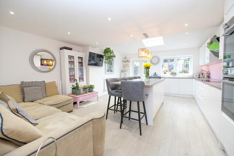 20 Gardiner Close, Orpington, BR5 3HW