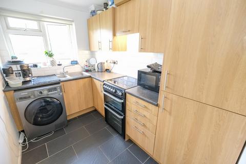 1 bedroom maisonette for sale, Bishop Butt Close, Orpington