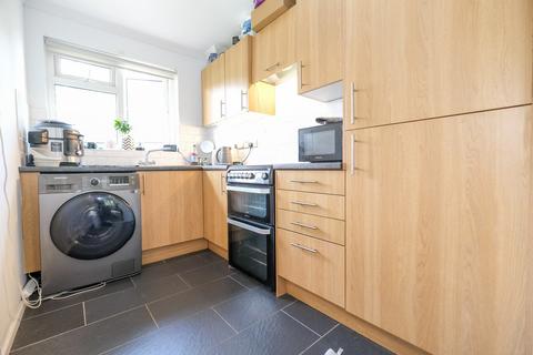 29 Bishop Butt Close, Orpington, BR6 9UF