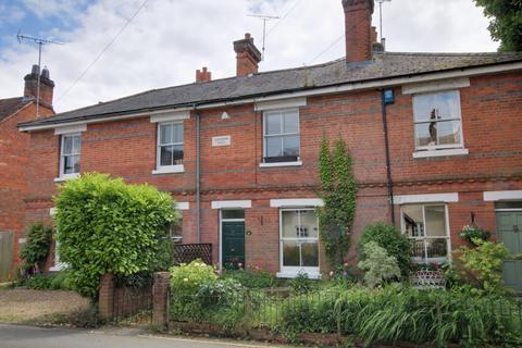 2 bedroom terraced house for sale, Romsey