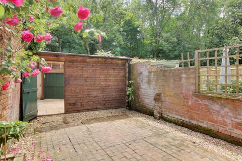 2 bedroom terraced house for sale, Romsey