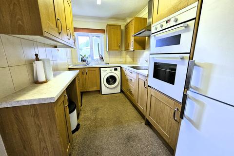 2 bedroom flat for sale, Lincoln Ct, West End, Southampton